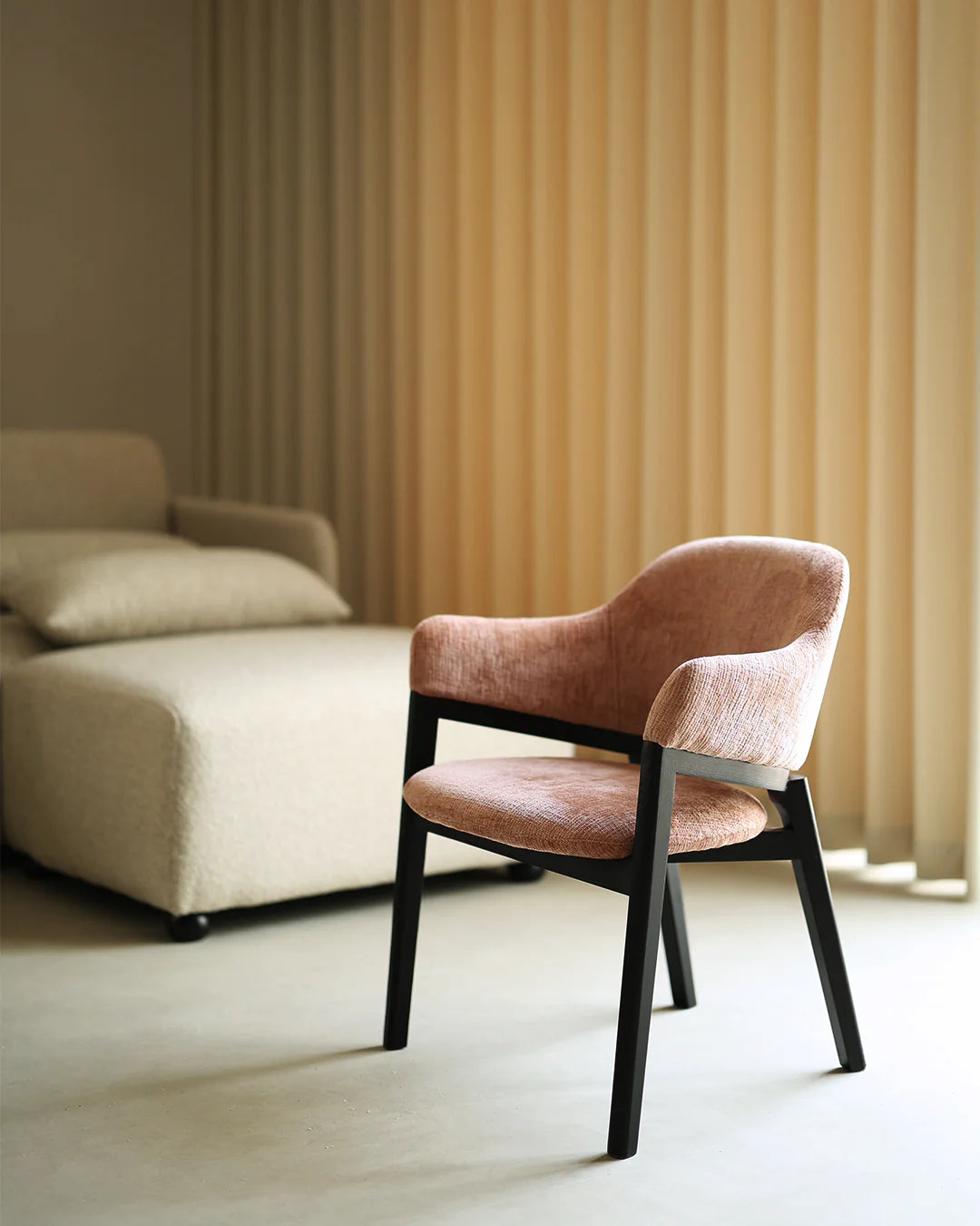 Wooden Chair Roswell - Black / Pink